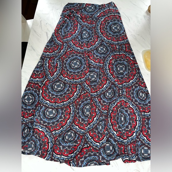 Renee c maxi skirt geometric circle boho print  long 1x red blue stretch pull on - Picture 1 of 4
